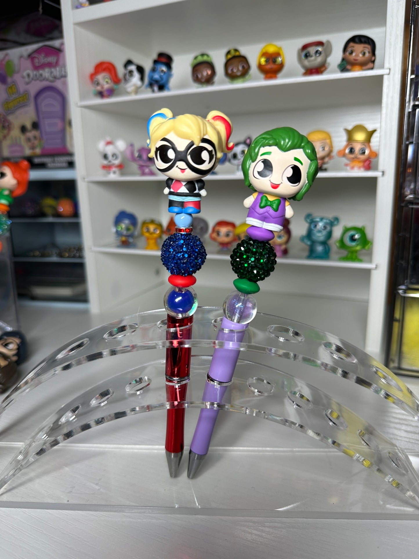 Dc pen Harley Quinn or joker