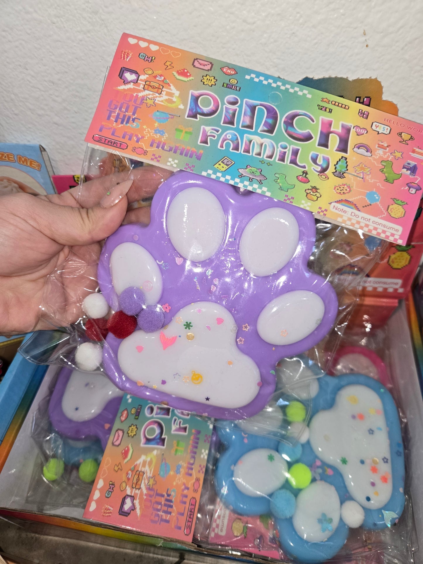 Jumbo paw taba squishy