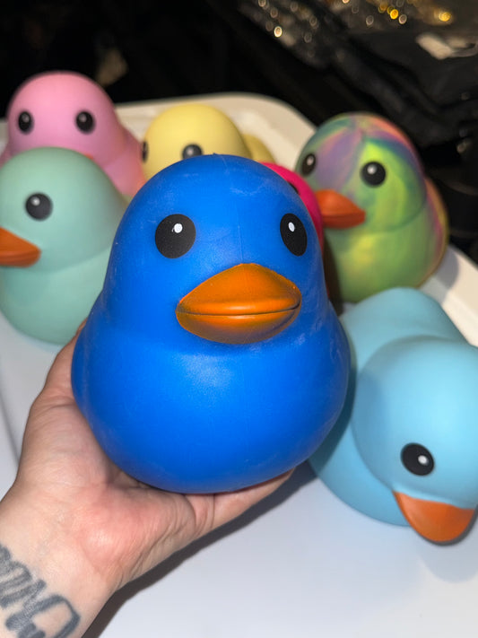 Toymendous Laffy duck Jumbo Squishy