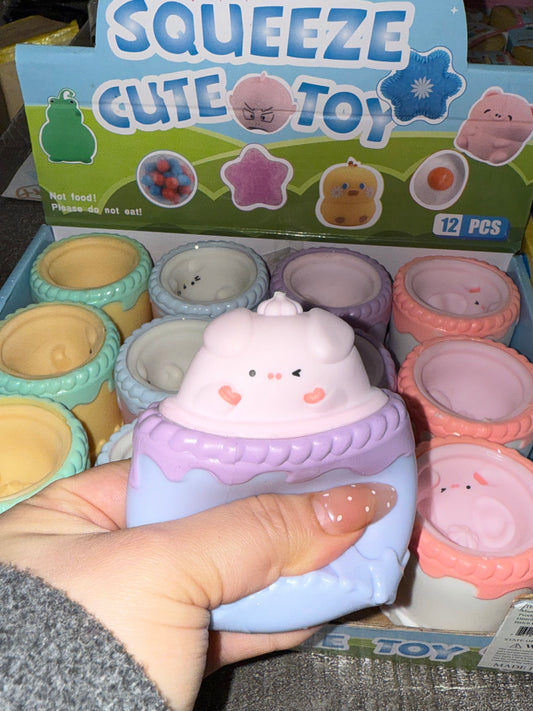 Squeeze piggy toy