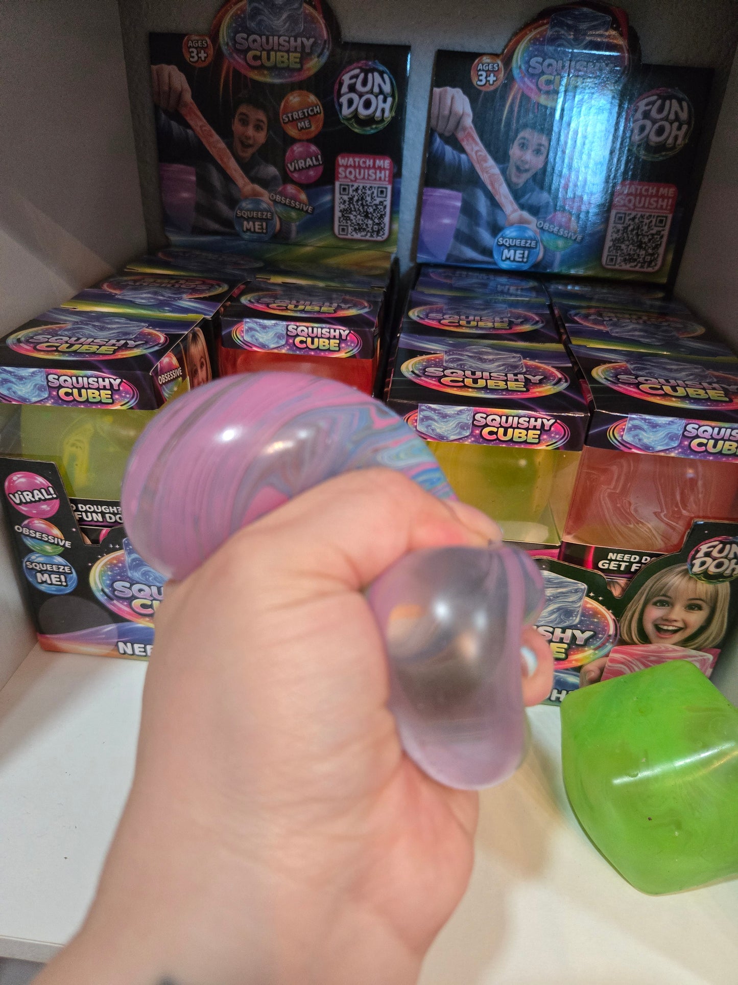 Squish swirl cube