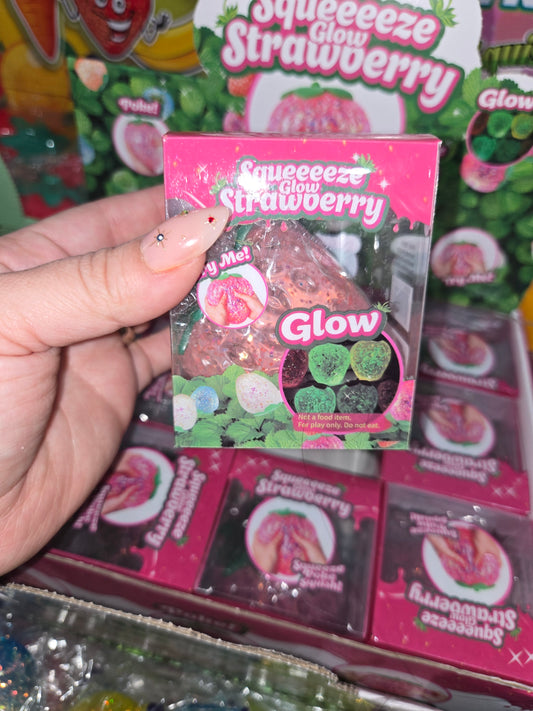 Glow in the dark glitter strawberry 🍓
