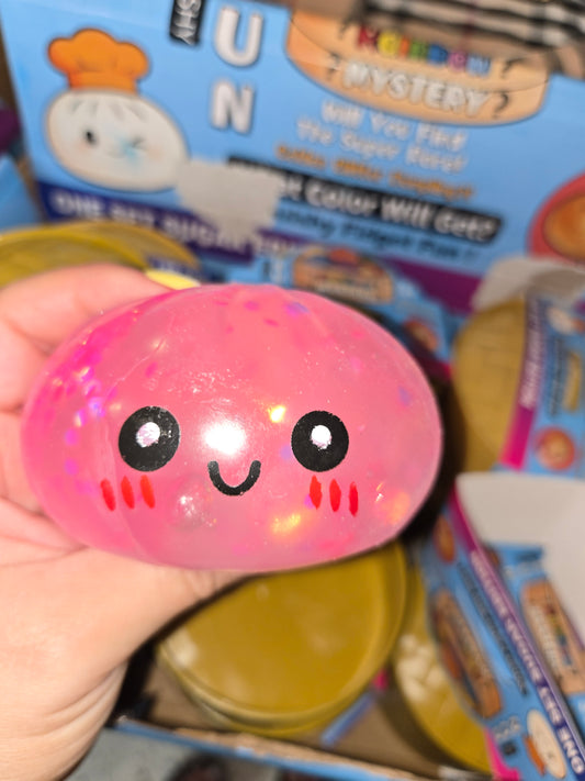 Color changing glitter dumpling